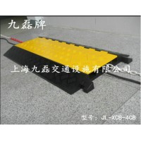 四孔 PVC線槽板，水管過線橋，水管保護橋