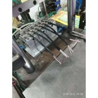 鋰電池公母插頭2+2，廠家報價，紅旗